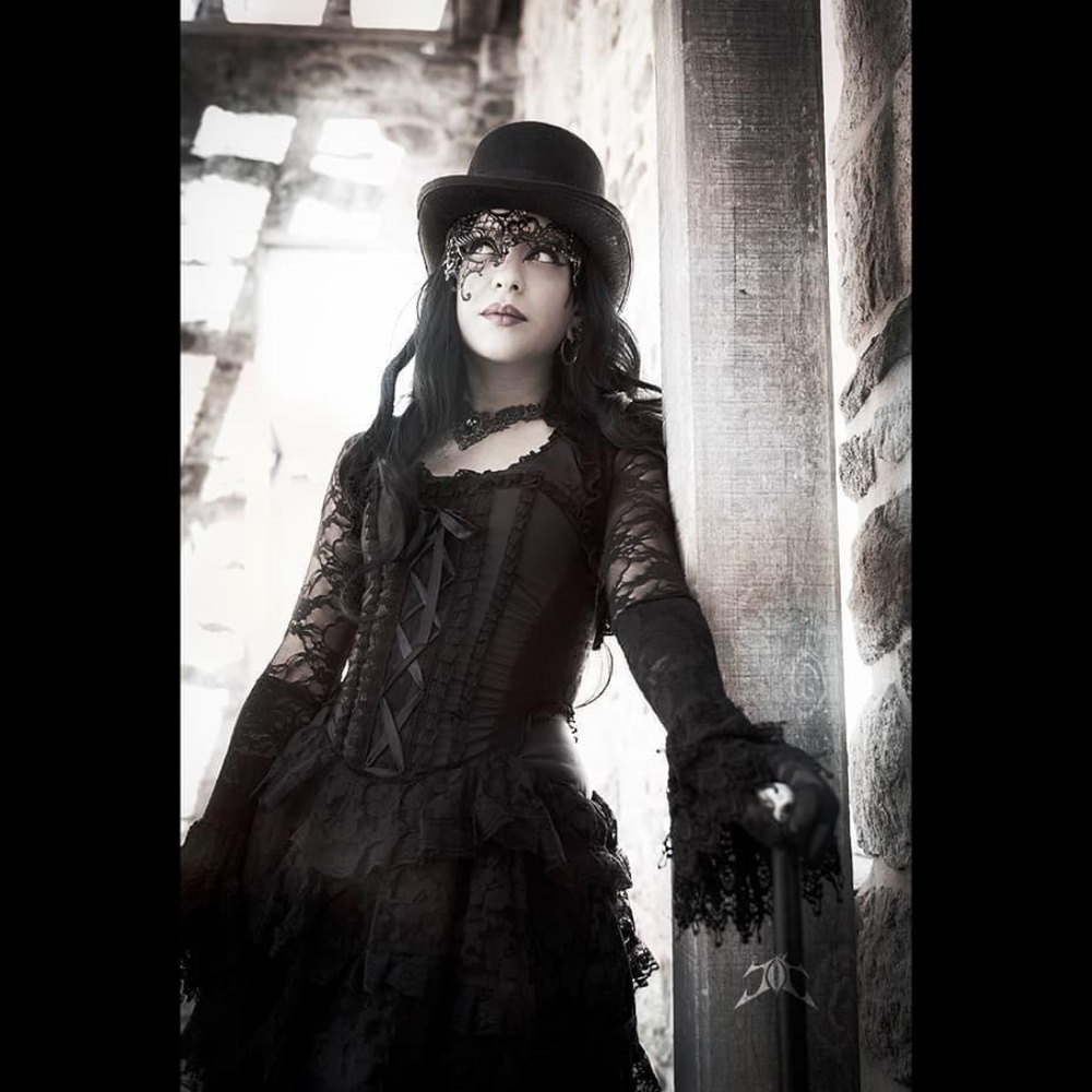 🖤Welcome🖤 - Picture 2 of 13